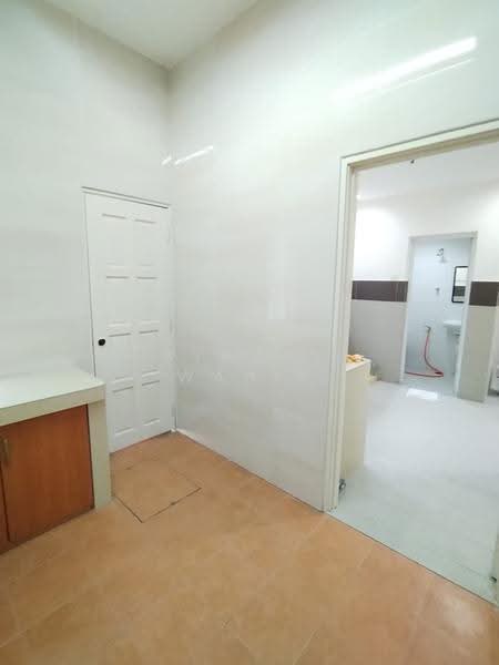 Rumah Teres 2-Tingkat untuk Dijual di Bandar Mahkota Cheras (Cheras) - Syazue Wanie - Bathroom - PropertyGuru.com.my