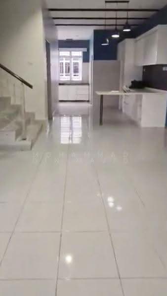 Rumah Teres 2-Tingkat untuk Dijual di Taman Dato' Hormat (Telok Panglima Garang) - Mohammad Din Majid - Kitchen - PropertyGuru.com.my