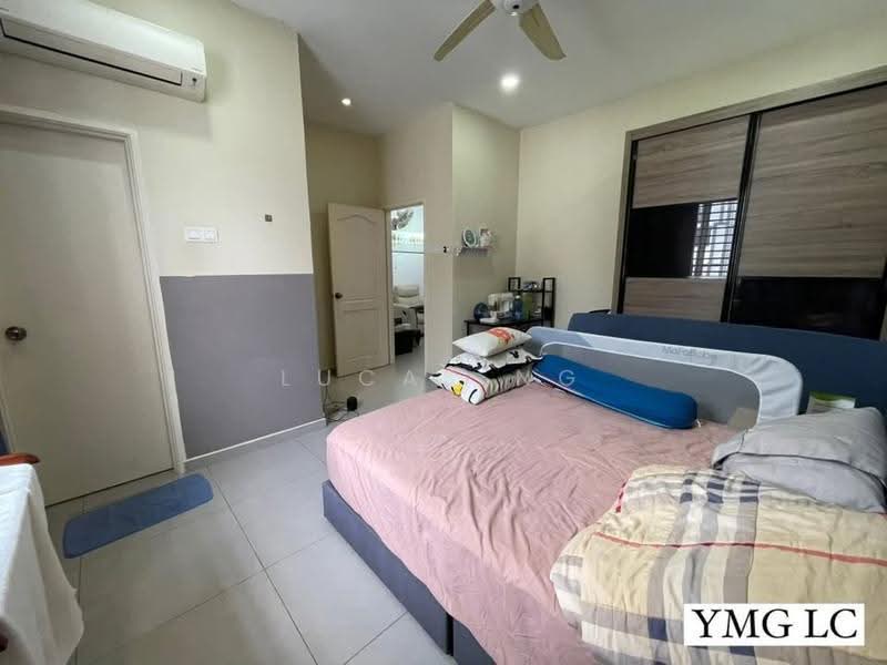 3-storey Terraced House for Sale in Setia Alam (Selangor) - Lucas Ng - Bedroom - PropertyGuru.com.my