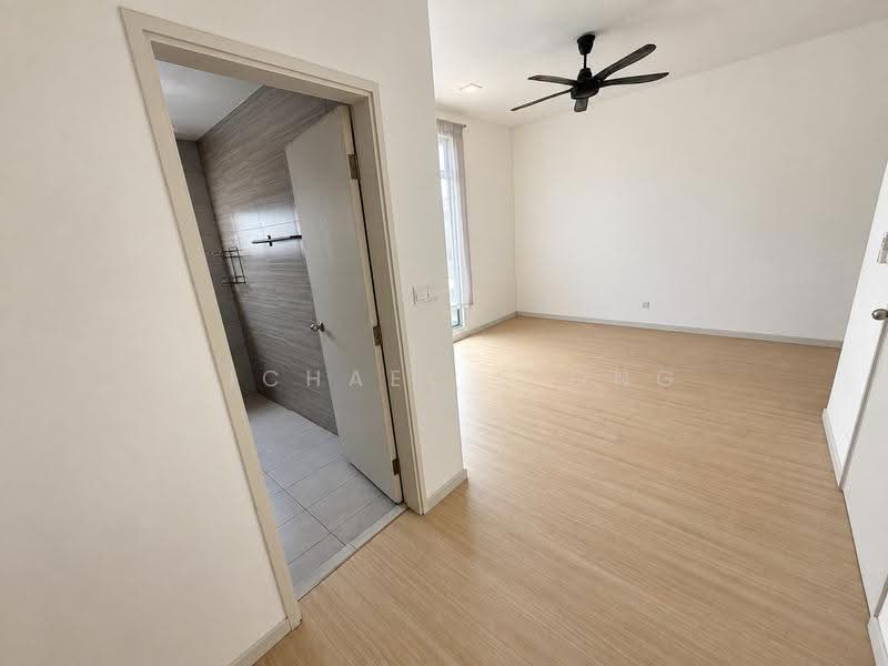 Rumah Teres 2-Tingkat untuk Disewa di Bandar Gamuda Gardens (Rawang) - Michael Siong - Bathroom - PropertyGuru.com.my