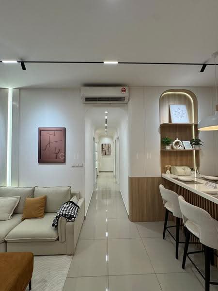 Kediaman Servis untuk Dijual di Gaya Residency - Christin Yong - Living Room - PropertyGuru.com.my