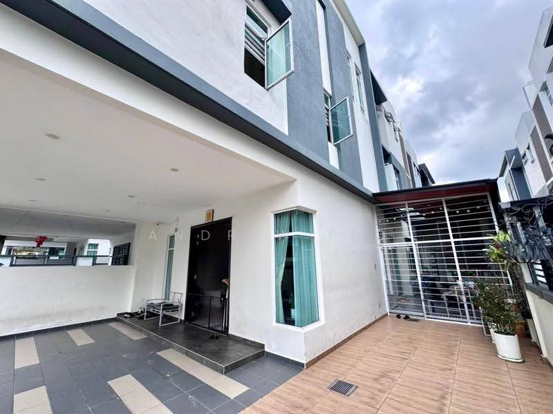 Rumah Kluster untuk Dijual di Nusa Sentral (Iskandar Puteri (Nusajaya)) - Andrew Teo - Exterior - PropertyGuru.com.my