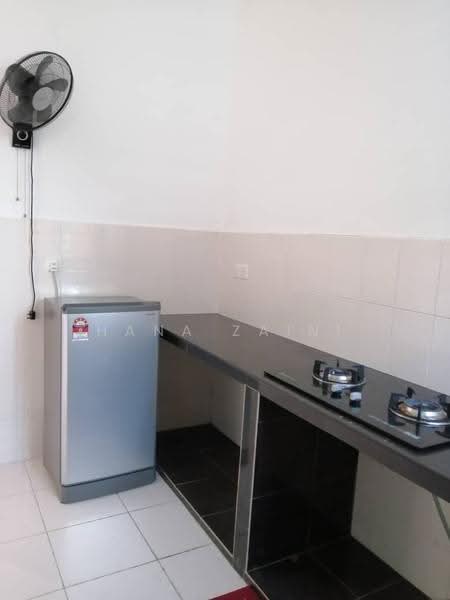 2-storey Terraced House for Rent in Seremban (Negeri Sembilan) - Hana Zaini - Kitchen - PropertyGuru.com.my