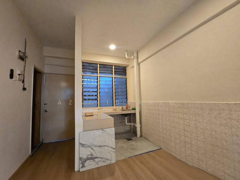Rumah Flat untuk Dijual di Taman Maluri - Azli Ibrahim - Kitchen - PropertyGuru.com.my