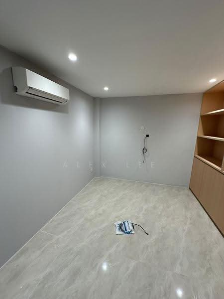 Pejabat untuk Disewa di Dataran Prima (Petaling Jaya) - Alex Lee - Interior - PropertyGuru.com.my