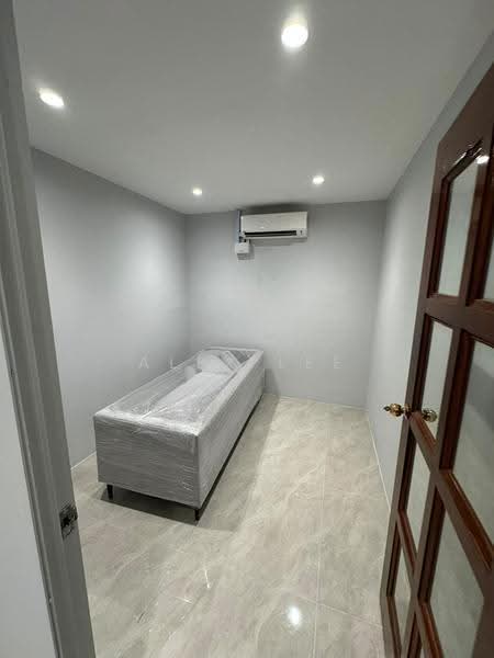 Pejabat untuk Disewa di Dataran Prima (Petaling Jaya) - Alex Lee - Interior - PropertyGuru.com.my