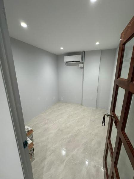 Pejabat untuk Disewa di Dataran Prima (Petaling Jaya) - Alex Lee - Interior - PropertyGuru.com.my