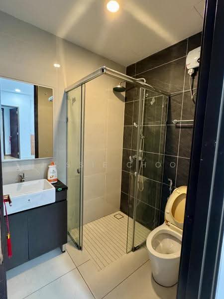 Kondominium untuk Disewa di Bay Point @ Country Garden Danga Bay - Jessie Choo - Bathroom - PropertyGuru.com.my