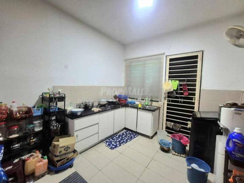 2-storey Terraced House for Sale in Shah Alam (Selangor) - Mohammad Din Majid - Kitchen - PropertyGuru.com.my