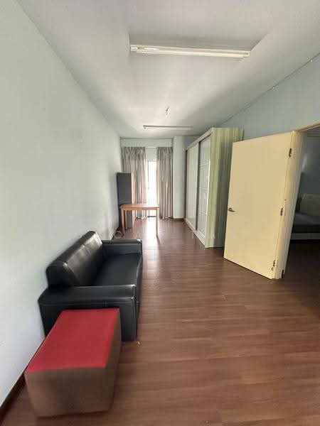 3-storey Terraced House for Rent in Lake Fields (Sungai Besi) - Oscar Tan - Living Room - PropertyGuru.com.my