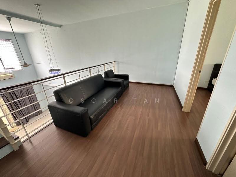 3-storey Terraced House for Rent in Lake Fields (Sungai Besi) - Oscar Tan - Living Room - PropertyGuru.com.my
