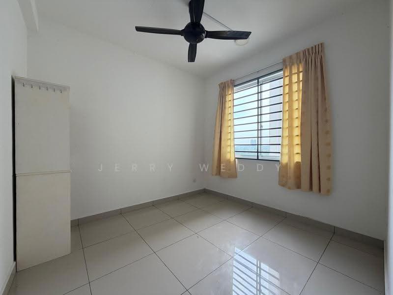 Condominium for Sale at Ashton Tower - Jerry Weddy - Bedroom - PropertyGuru.com.my