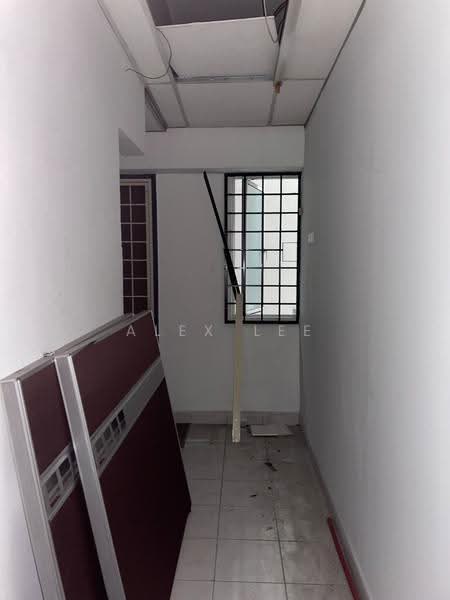 Pejabat untuk Disewa di Dataran Prima (Petaling Jaya) - Alex Lee - Corridor - PropertyGuru.com.my
