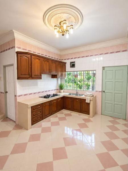 Terraced House for Sale in Taman Klang Utama (Kapar) - Ras Shaz - Kitchen - PropertyGuru.com.my