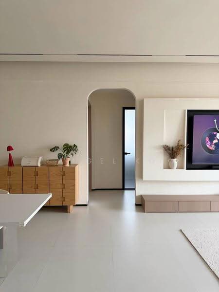 Kediaman Servis untuk Dijual di PSV 2 Residences - Angel Ko - Living Room - PropertyGuru.com.my