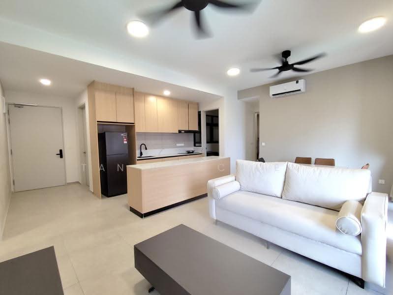 Kondominium untuk Disewa di EdgeWood Residences @ SkySanctuary - Tan Wei Chuen - Living Room - PropertyGuru.com.my