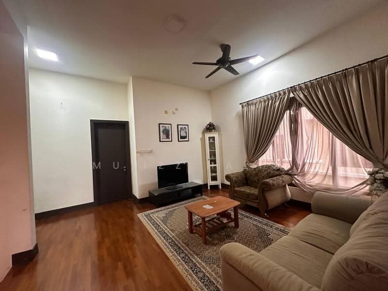 Semi-Detached House for Rent in Desa Sri Hartamas (Sri Hartamas) - Mu'izz Halim - Living Room - PropertyGuru.com.my