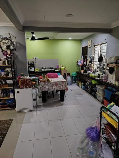 1-storey Terraced House for Sale in Bandar Kinrara Seksyen 1 (Bandar Kinrara) - Bryant Soo - Kitchen - PropertyGuru.com.my