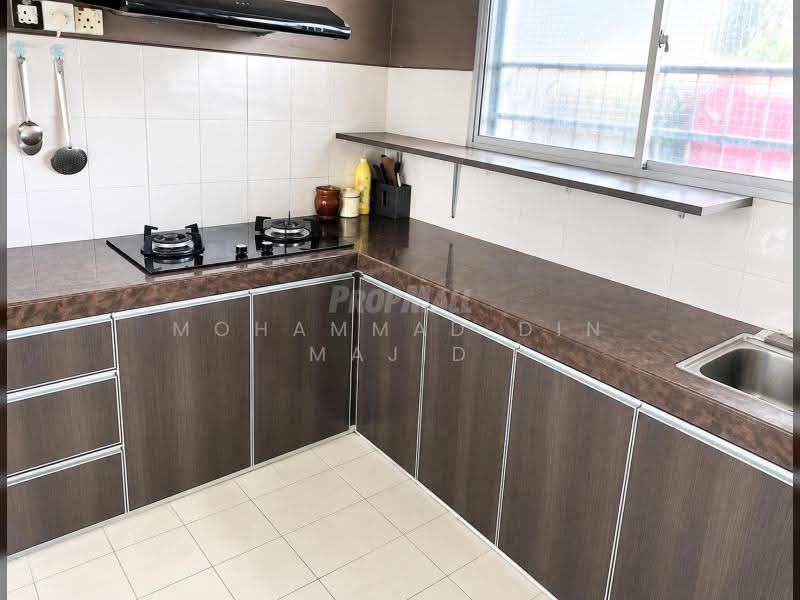 Rumah Teres 2-Tingkat untuk Dijual di Bandar Puteri Puchong (Puchong) - Mohammad Din Majid - Kitchen - PropertyGuru.com.my