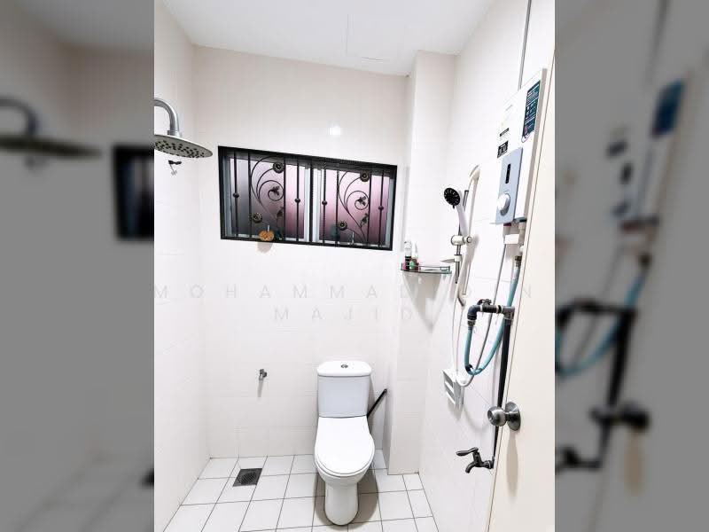 Rumah Teres 2-Tingkat untuk Dijual di Bandar Puteri Puchong (Puchong) - Mohammad Din Majid - Bathroom - PropertyGuru.com.my
