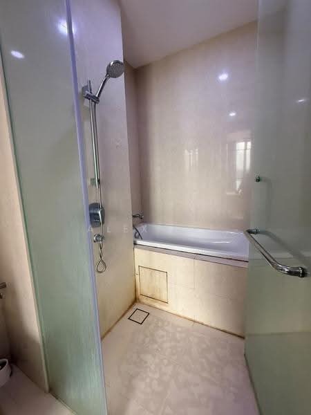 Service Residence for Rent at Pavilion Ceylon Hill - Alex Lee - Bathroom - PropertyGuru.com.my