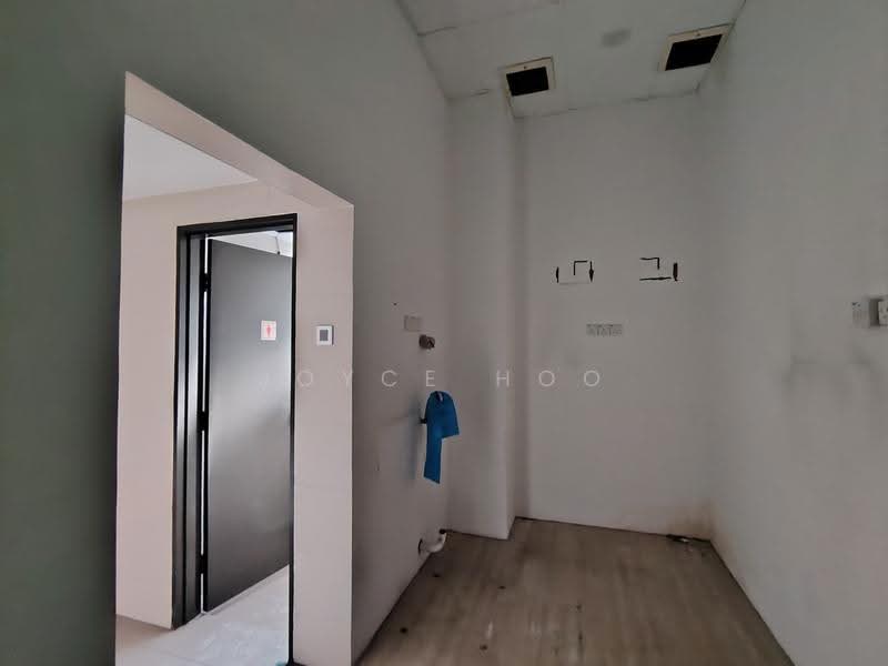Factory for Rent in Taman Perindustrian Puchong (Puchong) - Joyce Hoo - Interior - PropertyGuru.com.my