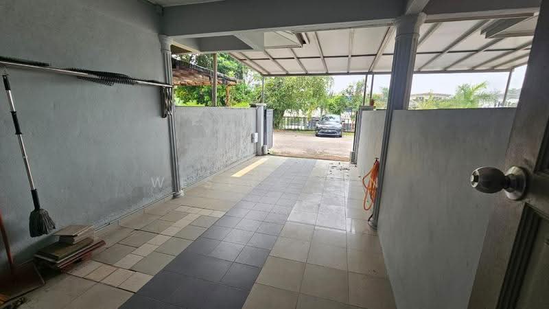 Rumah Bandar untuk Dijual di Taman Bukit Cheng (Cheng) - Wesley Tan - Exterior - PropertyGuru.com.my