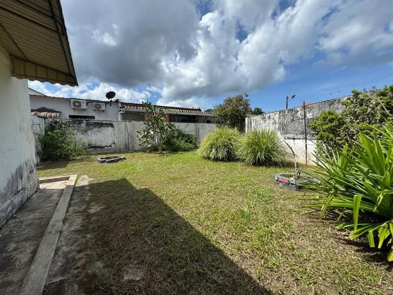 Semi-Detached House for Sale in Jelutong (Penang) - Ben Lee - Exterior - PropertyGuru.com.my