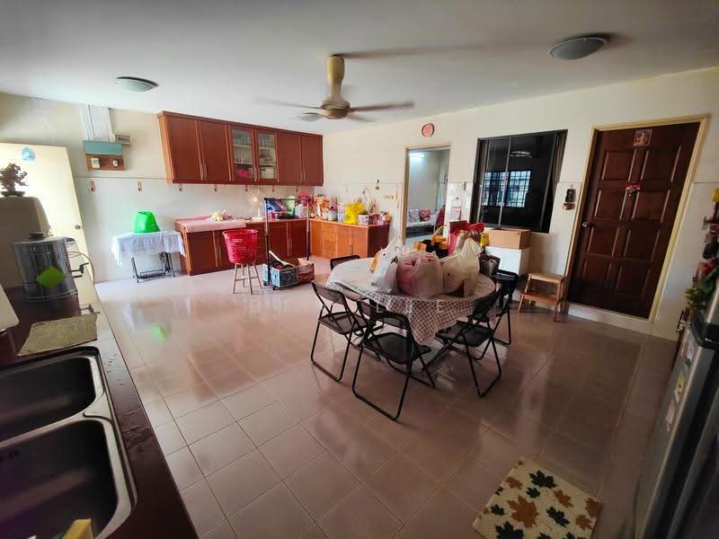 Semi-Detached House for Sale in Jelutong (Penang) - Ben Lee - Kitchen - PropertyGuru.com.my
