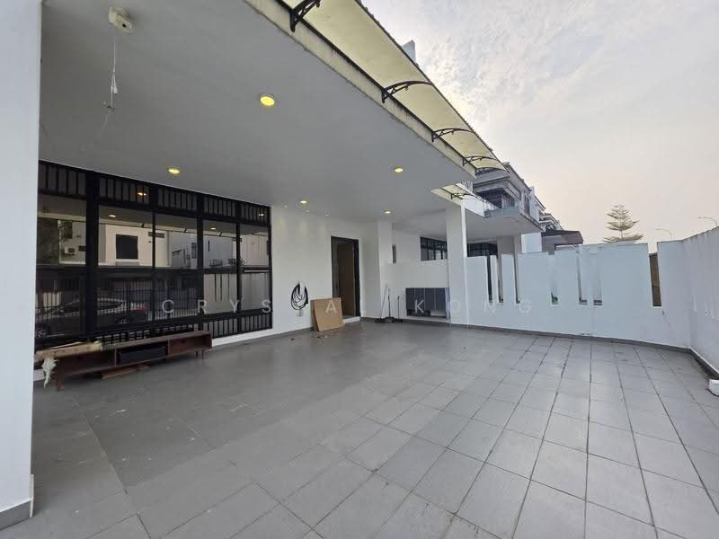 Semi-Detached House for Rent in Setia Tropika (Johor Bahru) - Crystal Kong - Exterior - PropertyGuru.com.my