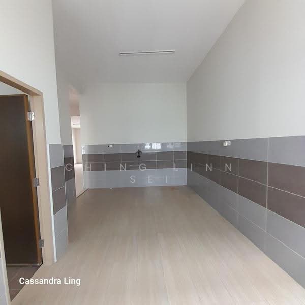 2-storey Terraced House for Sale in Mukim Cheng (Melaka) - Ching Linn Sei - Kitchen - PropertyGuru.com.my