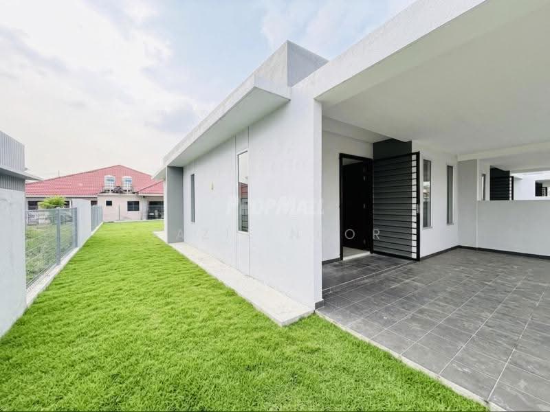 Rumah Berkembar untuk Dijual di Klang (Selangor) - Fazie Noor - Exterior - PropertyGuru.com.my