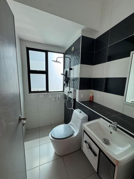 Kediaman Servis untuk Disewa di The Sky Executive Suites - Chang Kai Yin - Bathroom - PropertyGuru.com.my