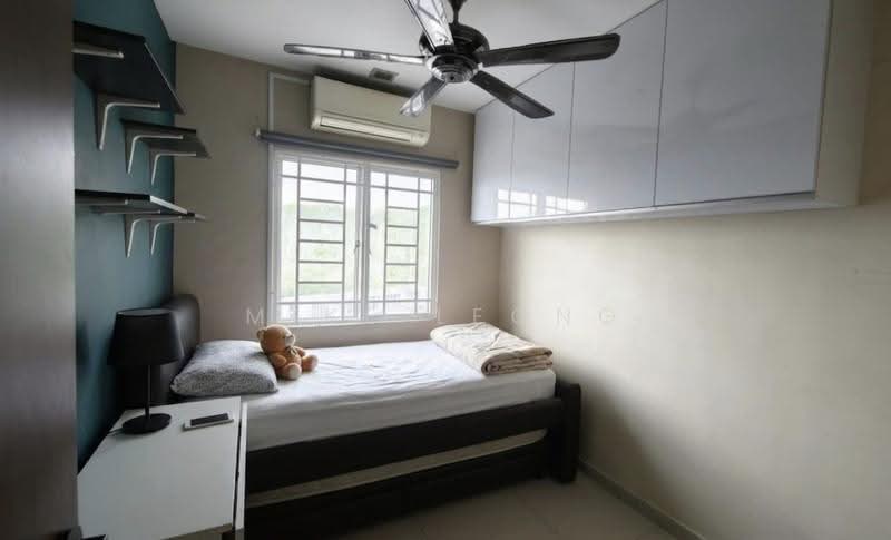 Pangsapuri untuk Dijual di Casa Riana - Mike Leong - Bedroom - PropertyGuru.com.my