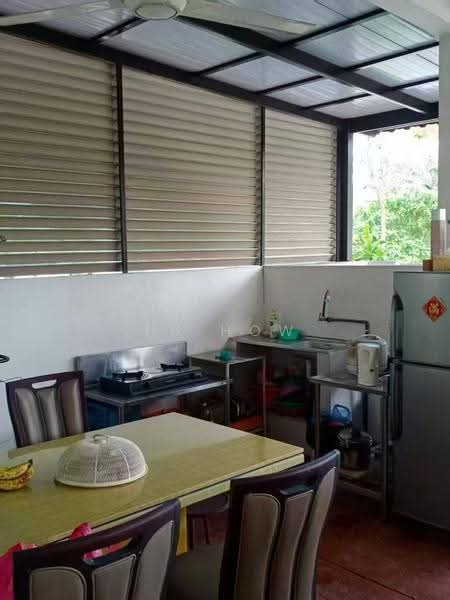1-storey Terraced House for Sale in Hijauan Valdor (Sungai Jawi) - FU HOW - Kitchen - PropertyGuru.com.my