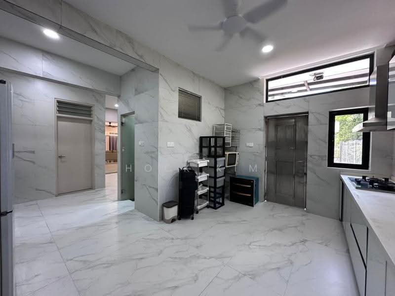 Semi-Detached House for Rent in Taman Nusa Idaman (Iskandar Puteri (Nusajaya)) - Hock Kim - Kitchen - PropertyGuru.com.my
