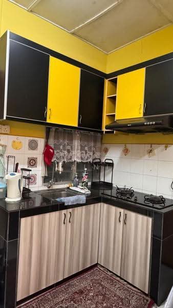 Pangsapuri untuk Disewa di Nilai Perdana - Hana Zaini - Kitchen - PropertyGuru.com.my