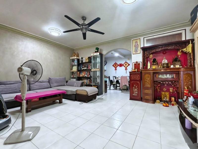 2-storey Terraced House for Sale in Taman Daya (Johor Bahru) - Karl Lim - Living Room - PropertyGuru.com.my