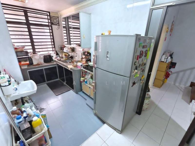 2-storey Terraced House for Sale in Taman Daya (Johor Bahru) - Karl Lim - Kitchen - PropertyGuru.com.my