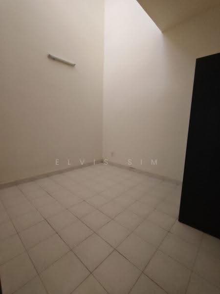 1.5-storey Terraced House for Rent in Taman Pelangi Indah (Ulu Tiram) - Elvis Sim - Interior - PropertyGuru.com.my