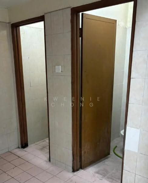 Shop for Rent in Bandar Tun Hussein Onn (Cheras) - Kweenie Chong - Bathroom - PropertyGuru.com.my