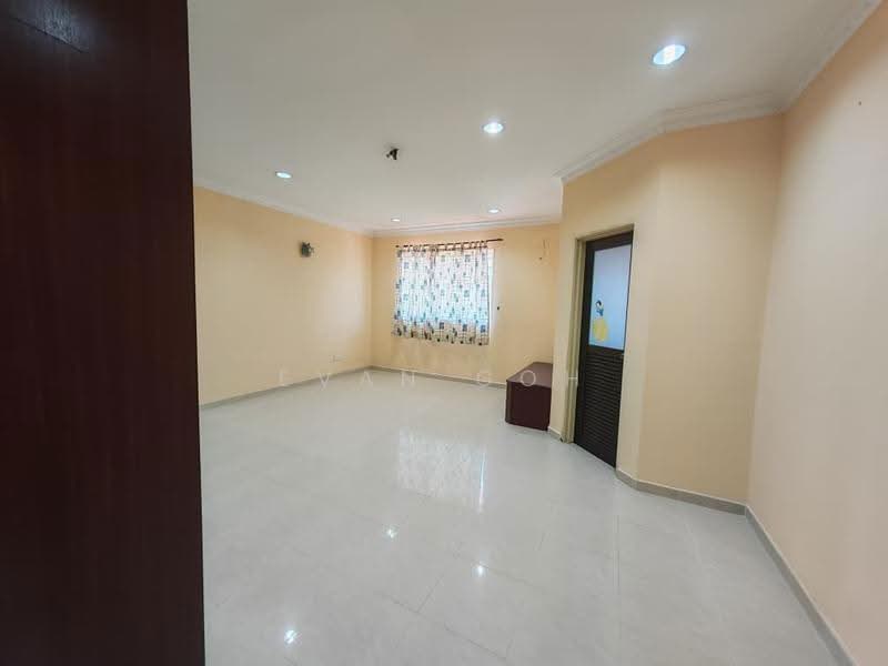 2.5-storey Terraced House for Sale in Taman Meranti Jaya (Puchong) - Evan Goh - Living Room - PropertyGuru.com.my