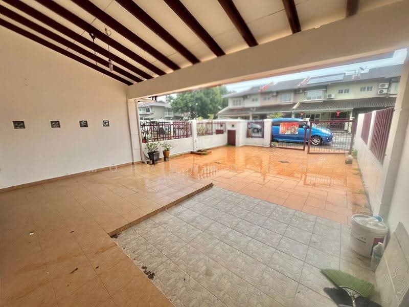 Rumah Teres 2-Tingkat untuk Dijual di Taman Putra Prima (Puchong) - Mohammad Din Majid - Exterior - PropertyGuru.com.my