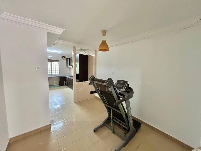 Rumah Teres 2-Tingkat untuk Dijual di Taman Putra Prima (Puchong) - Mohammad Din Majid - Kitchen - PropertyGuru.com.my