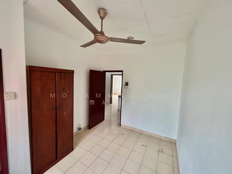 Rumah Teres 2-Tingkat untuk Dijual di Taman Putra Prima (Puchong) - Mohammad Din Majid - PropertyGuru.com.my