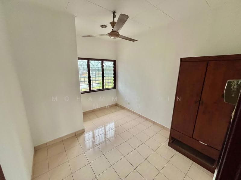 Rumah Teres 2-Tingkat untuk Dijual di Taman Putra Prima (Puchong) - Mohammad Din Majid - PropertyGuru.com.my