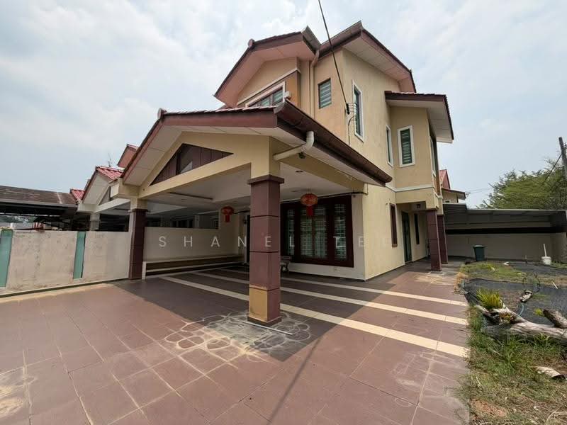 2-storey Terraced House for Sale in Kluang (Johor) - Shanel Tee - Exterior - PropertyGuru.com.my