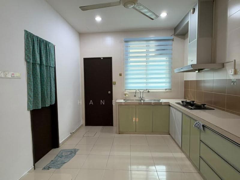2-storey Terraced House for Sale in Kluang (Johor) - Shanel Tee - Kitchen - PropertyGuru.com.my