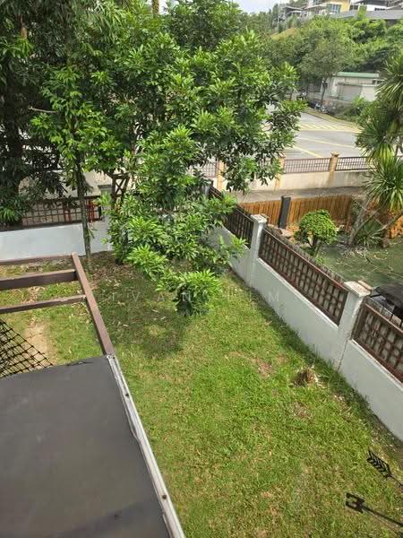 2.5-storey Terraced House for Sale in Taman Kobena (Cheras) - Ivan Lim - Garden - PropertyGuru.com.my
