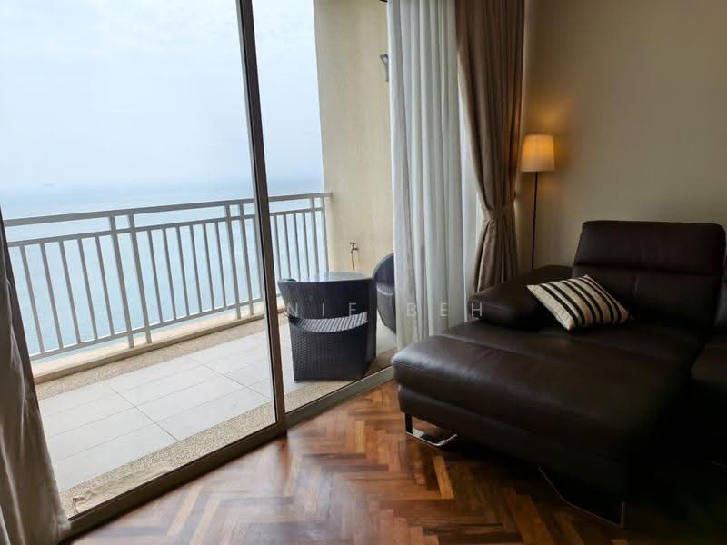 Kondominium untuk Dijual di Quayside Seafront Resort Condominiums - Yunie Beh - Living Room - PropertyGuru.com.my